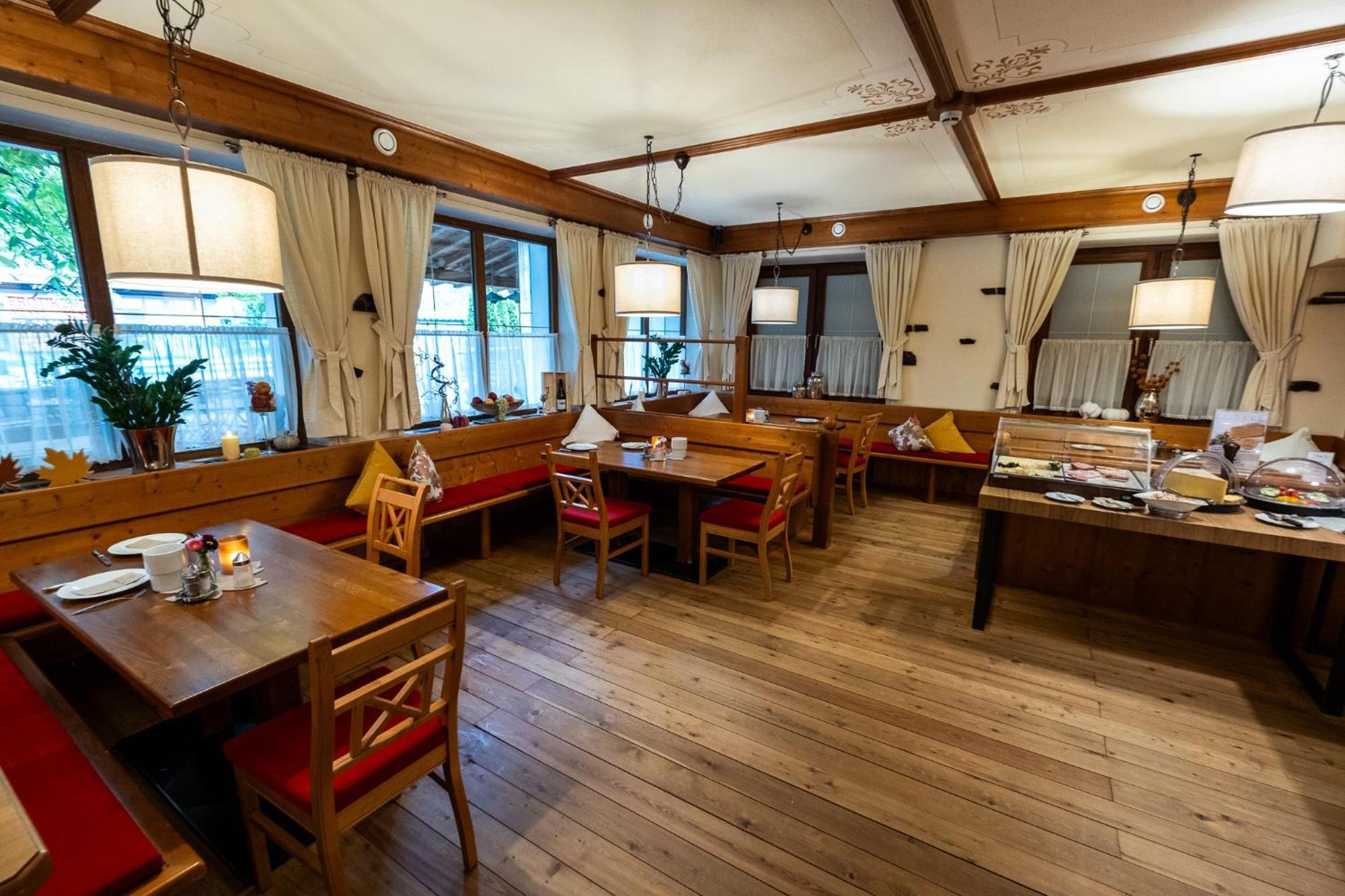 Hotel Rietzer Hof エクステリア 写真