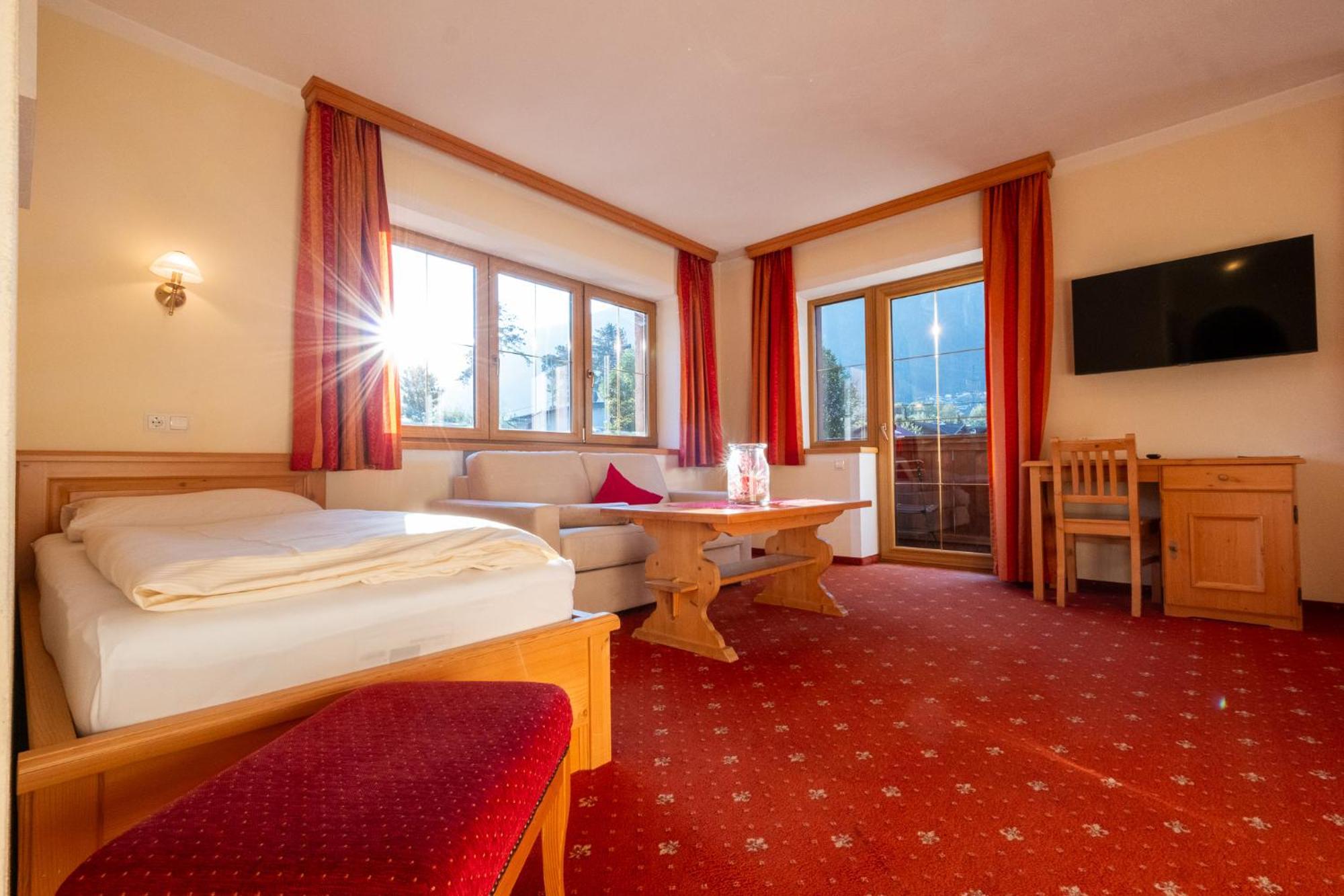Hotel Rietzer Hof エクステリア 写真