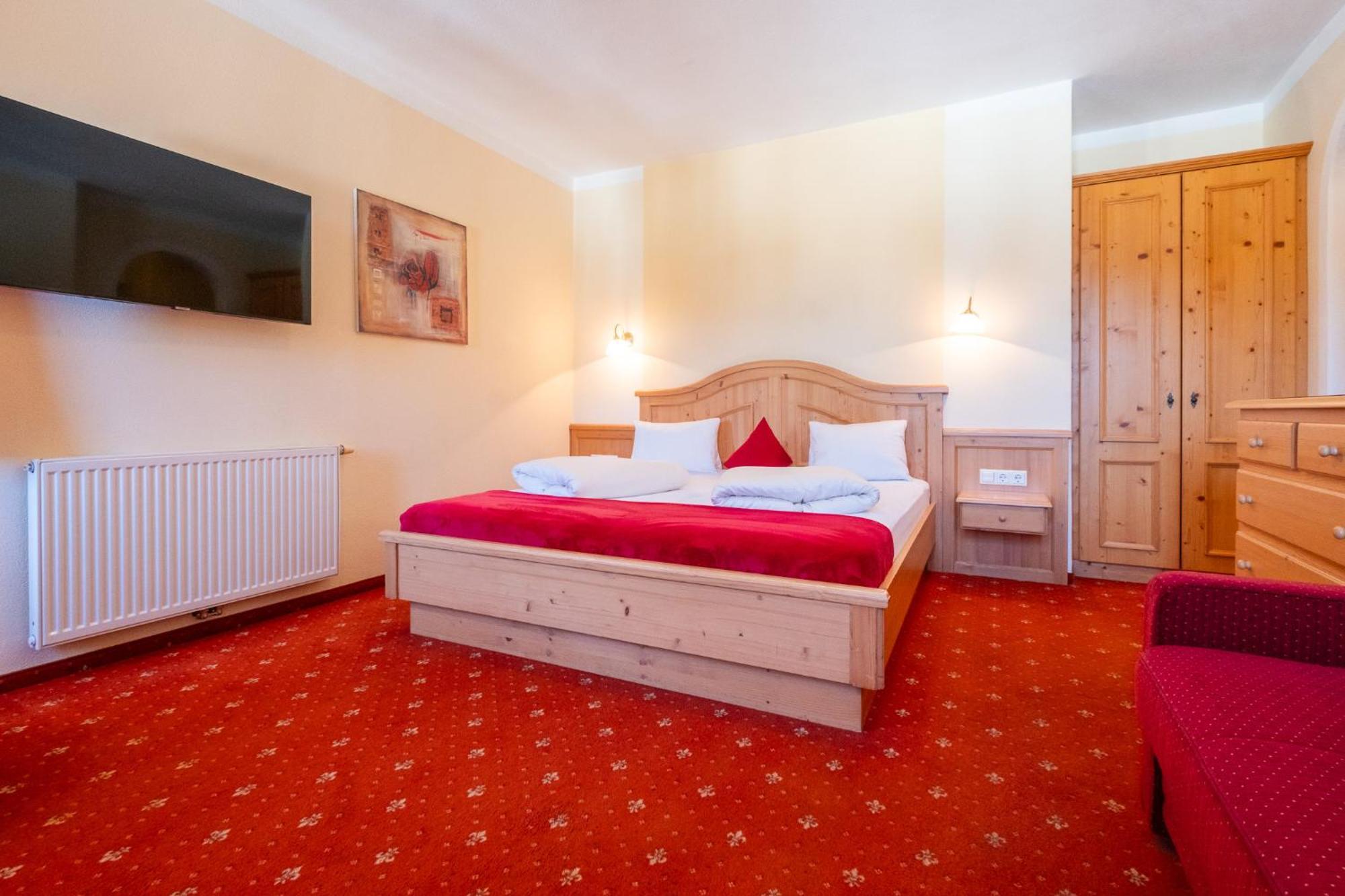 Hotel Rietzer Hof エクステリア 写真