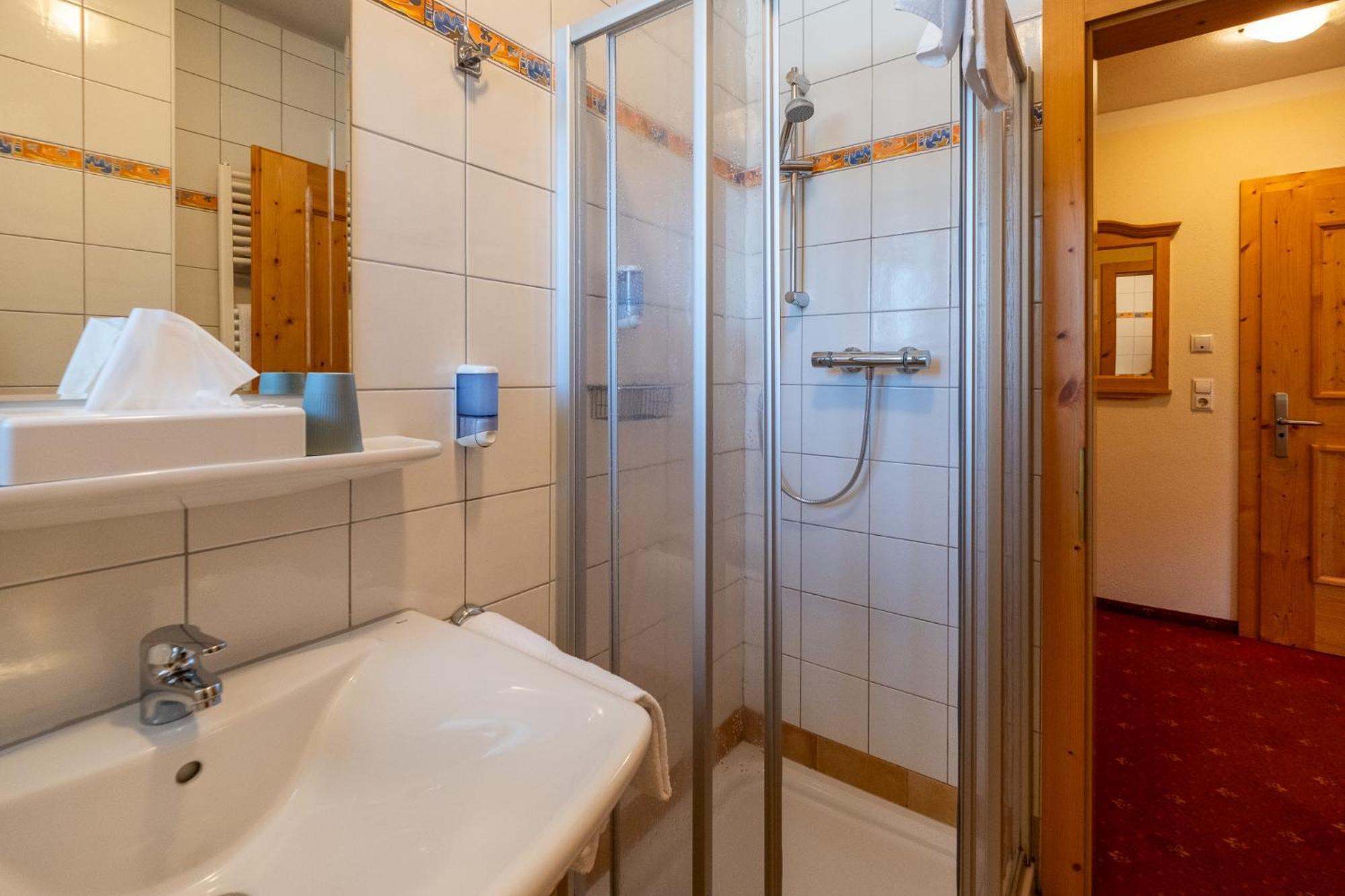 Hotel Rietzer Hof エクステリア 写真