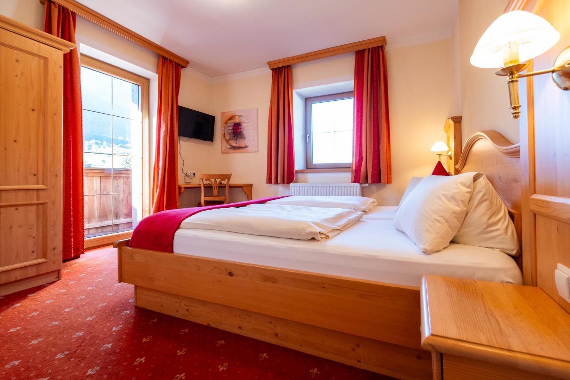 Hotel Rietzer Hof エクステリア 写真