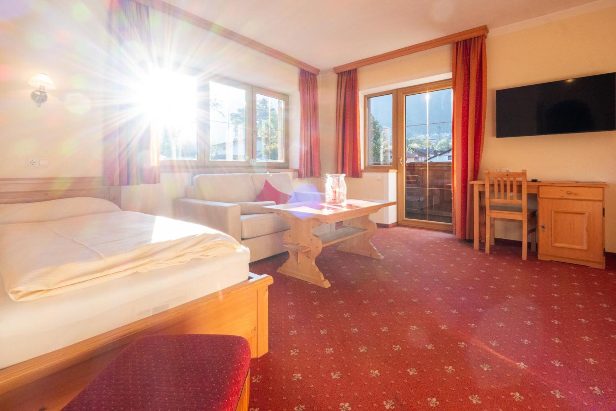 Hotel Rietzer Hof エクステリア 写真