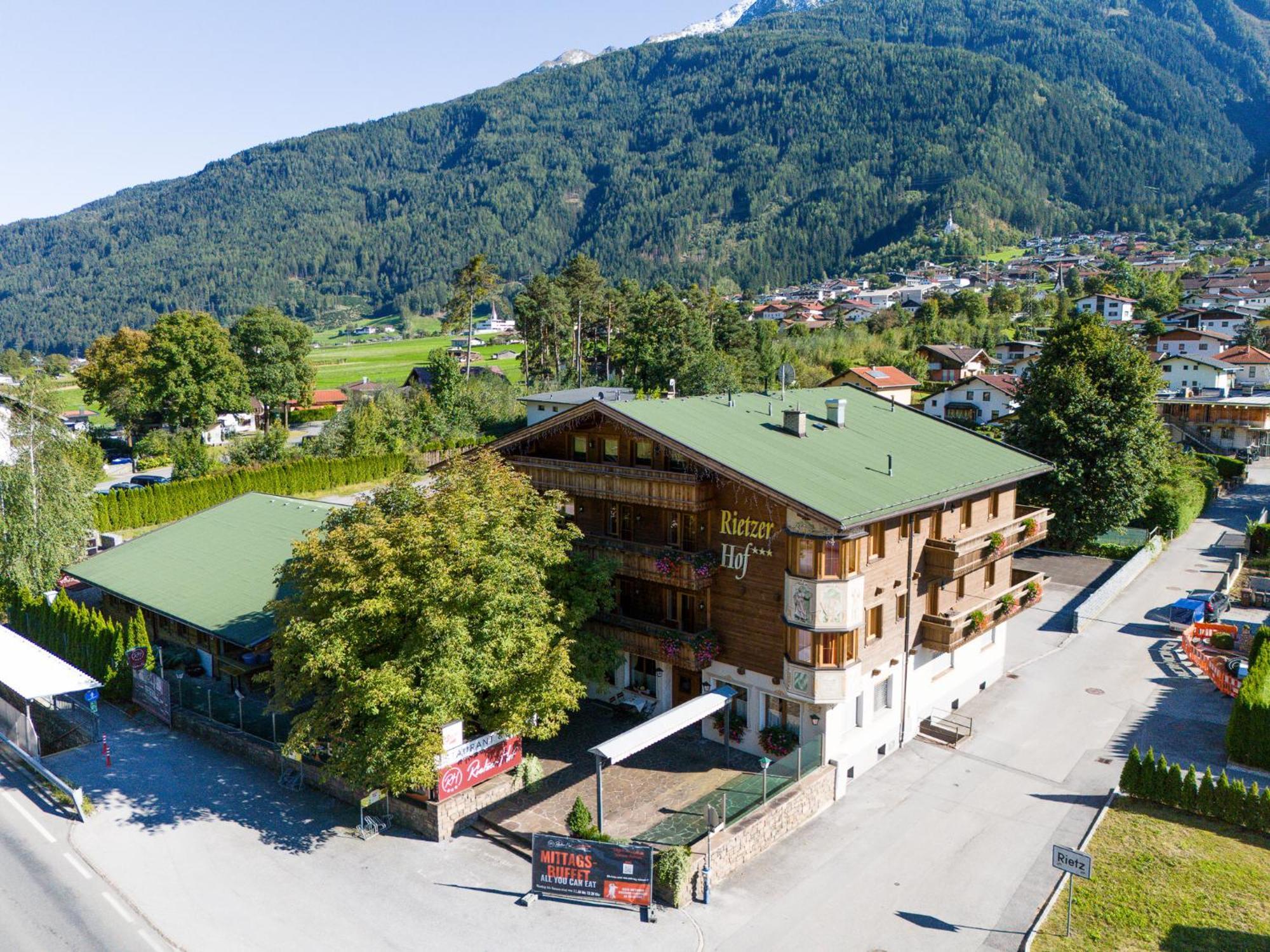 Hotel Rietzer Hof エクステリア 写真